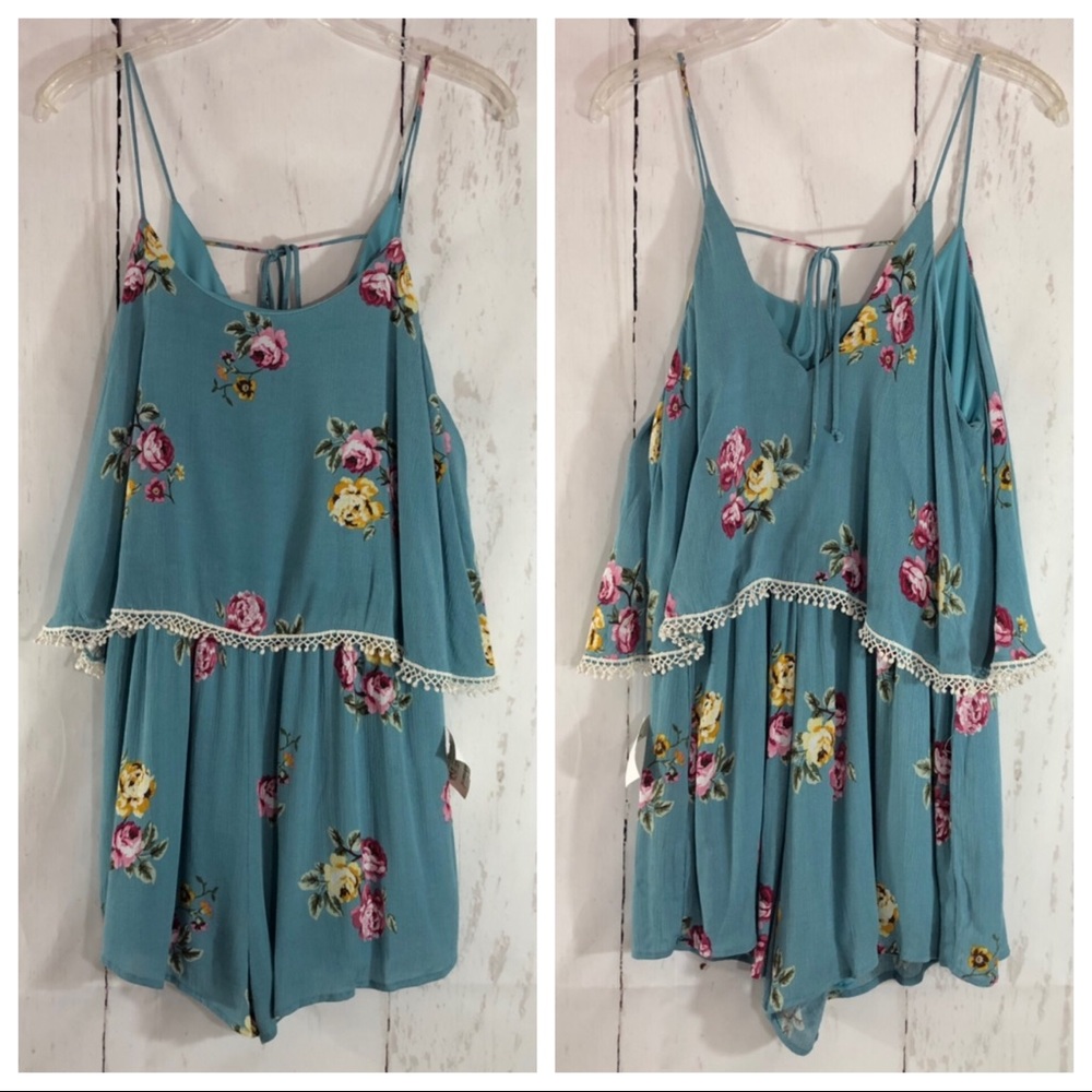 THE IMPECCABLE PIG | Boho Floral Print Romper L